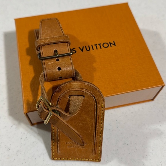 Louis Vuitton Luggage Tag Authentic - Picture 8 of 9